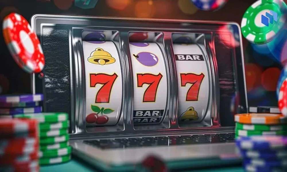 What is the process for players to claim bonuses across bitcoin live roulette tables?
